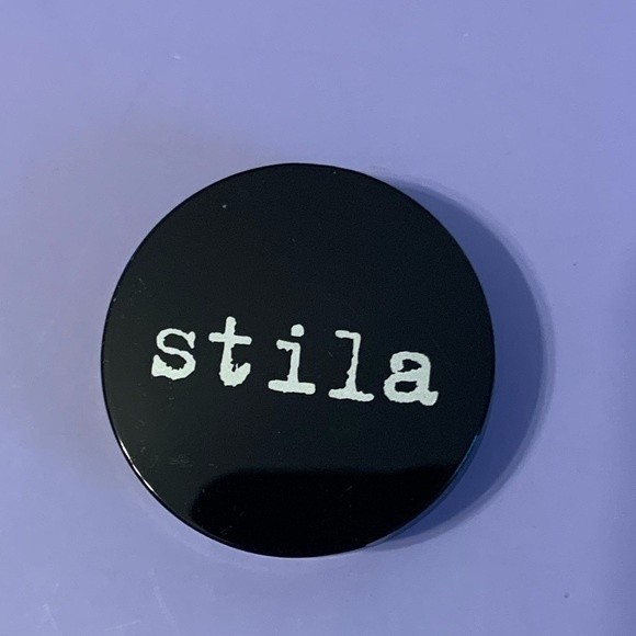 Stila Stay All Day Cream Concealer Honey 08 - Picture 4 of 7